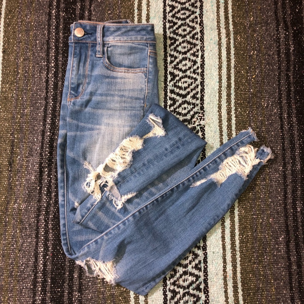 Distressed American Eagle Jeggings